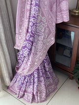 Dual Shade of Lavender Pure Banarsee Georgette Bandhani Saree with Machine Embroidery