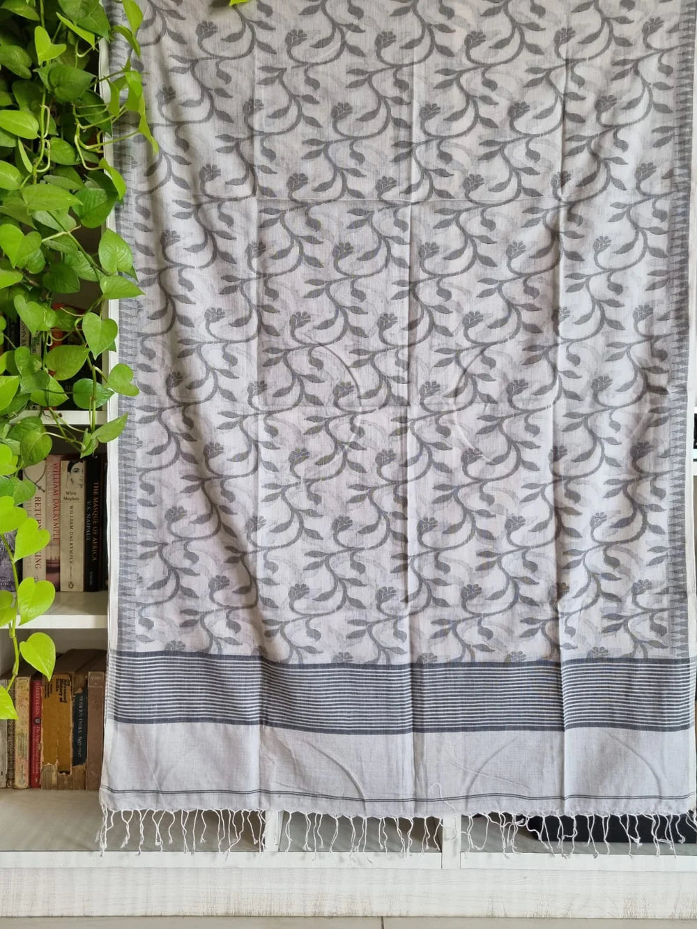 Bhagalpur Linen Fabric Clubbed with Cotton Jacquard loom Dupatta