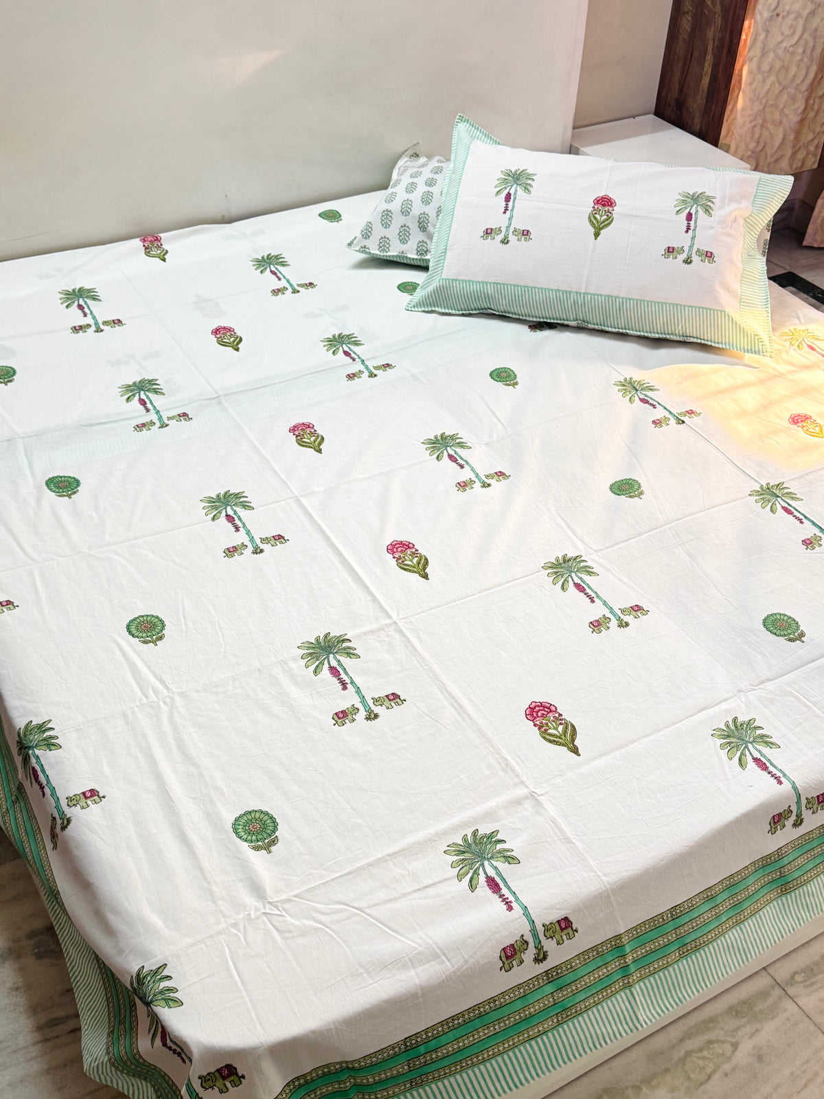 Jaipur elephant and palm tree fitted bedsheet