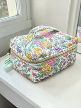 everyday-use-cotton-handcrafted-tote-bag-with-zip-closure