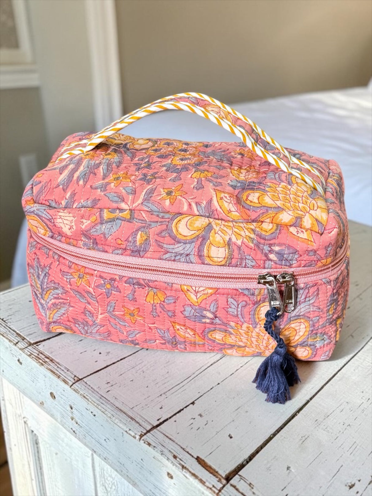 Everyday Use Cotton Handcrafted Multipurpose Toiletry Vanity Bag (with Zip Closure)
