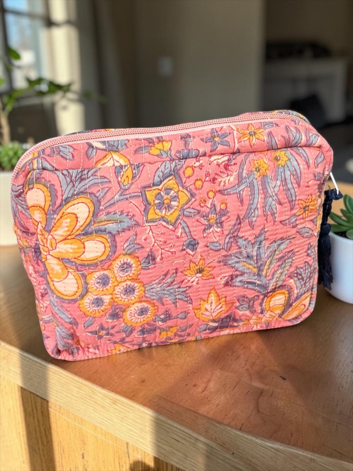 Everyday Use Cotton Handcrafted Travel Pouch (with Zip Closure)