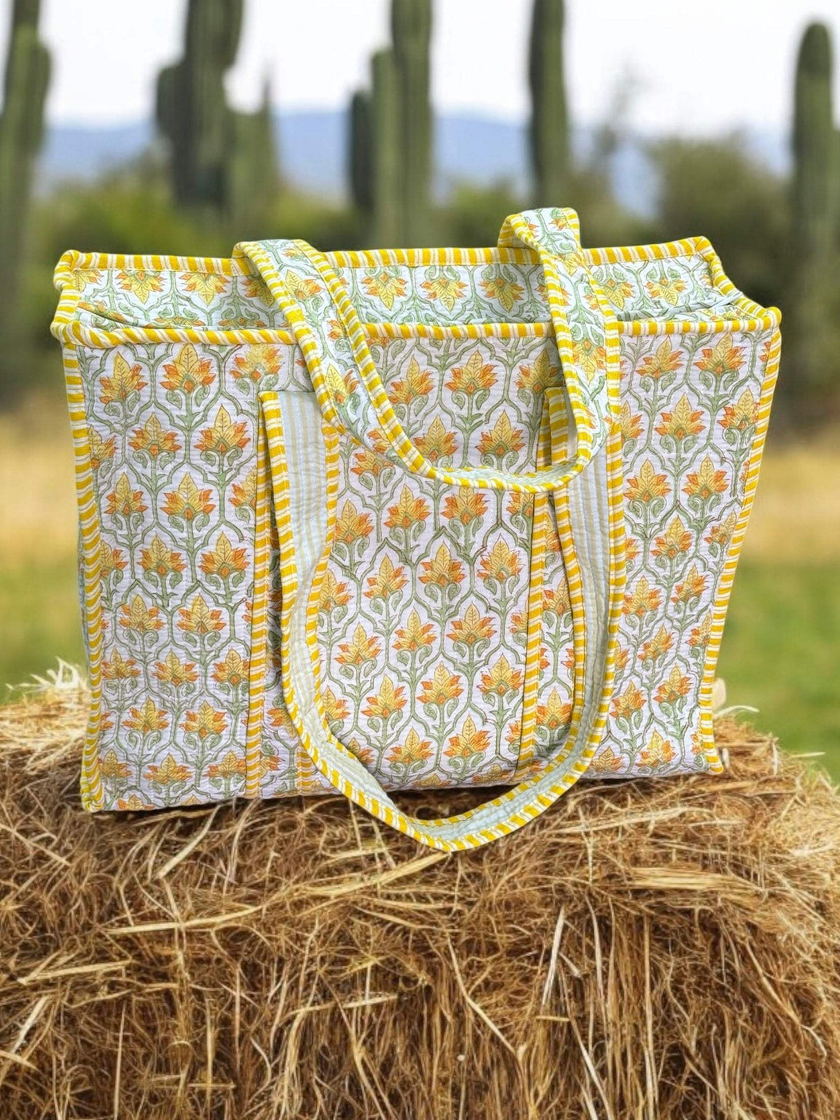 Stylish handcrafted tote bags for women gifting with zipper and pockets in India and USA