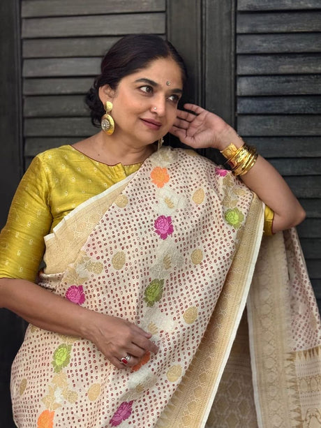 Shwet Pushpanjali - Handloom Munga Silk Bandhani Saree