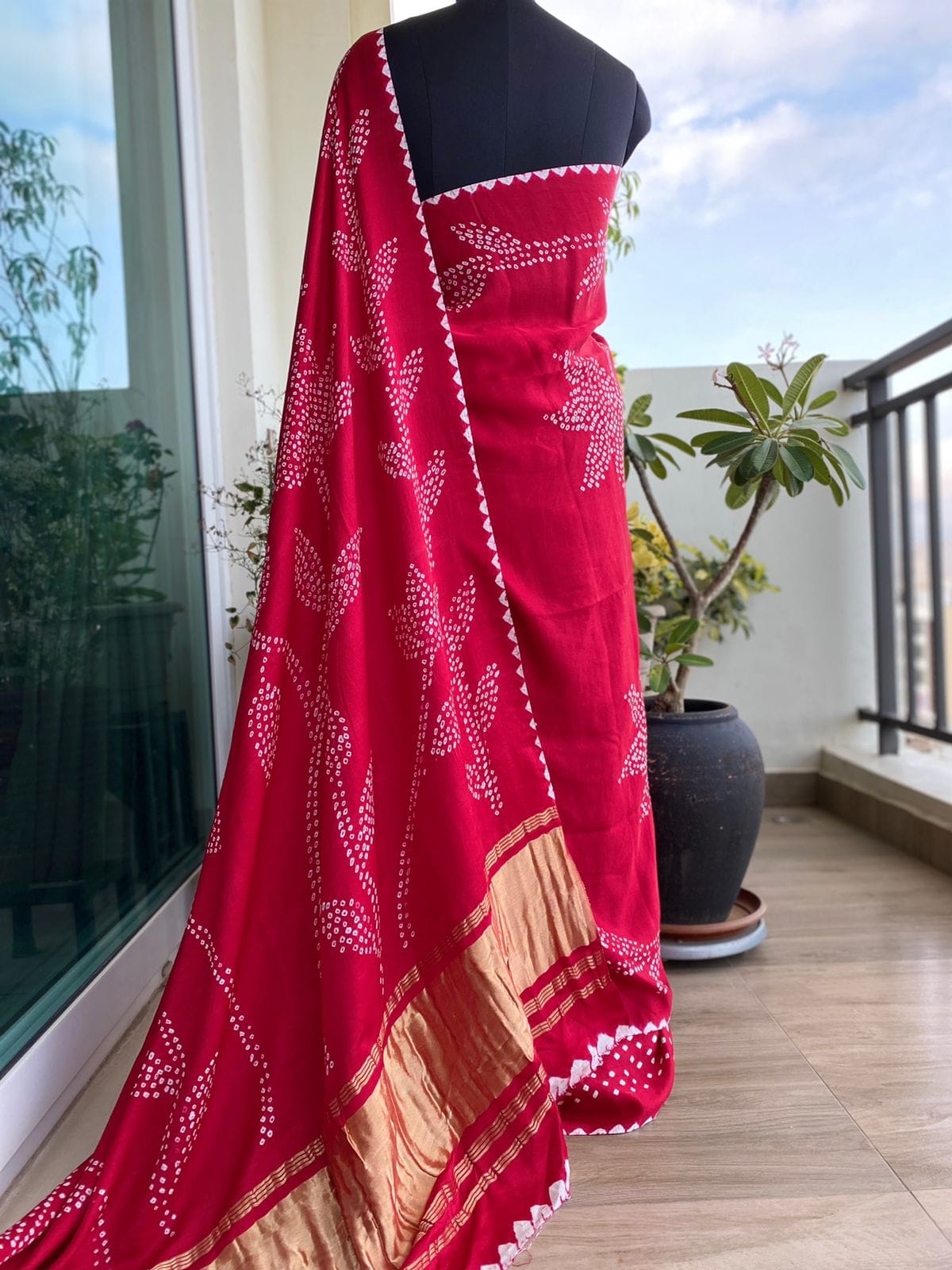 Alluring Red Pure Gajji Silk Half And Half Bandhani Saree