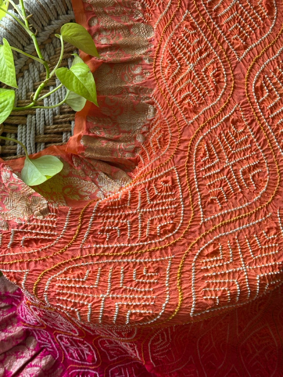 aarohi-ombre-pure-banarasi-georgette-bandhani-dupatta