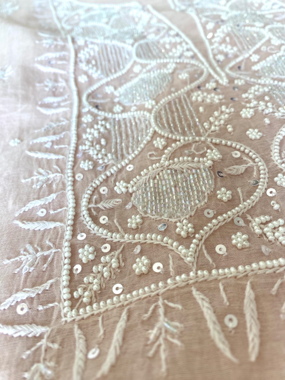 adaa-chikankari-chanderi-mul-unstitched-suit-set