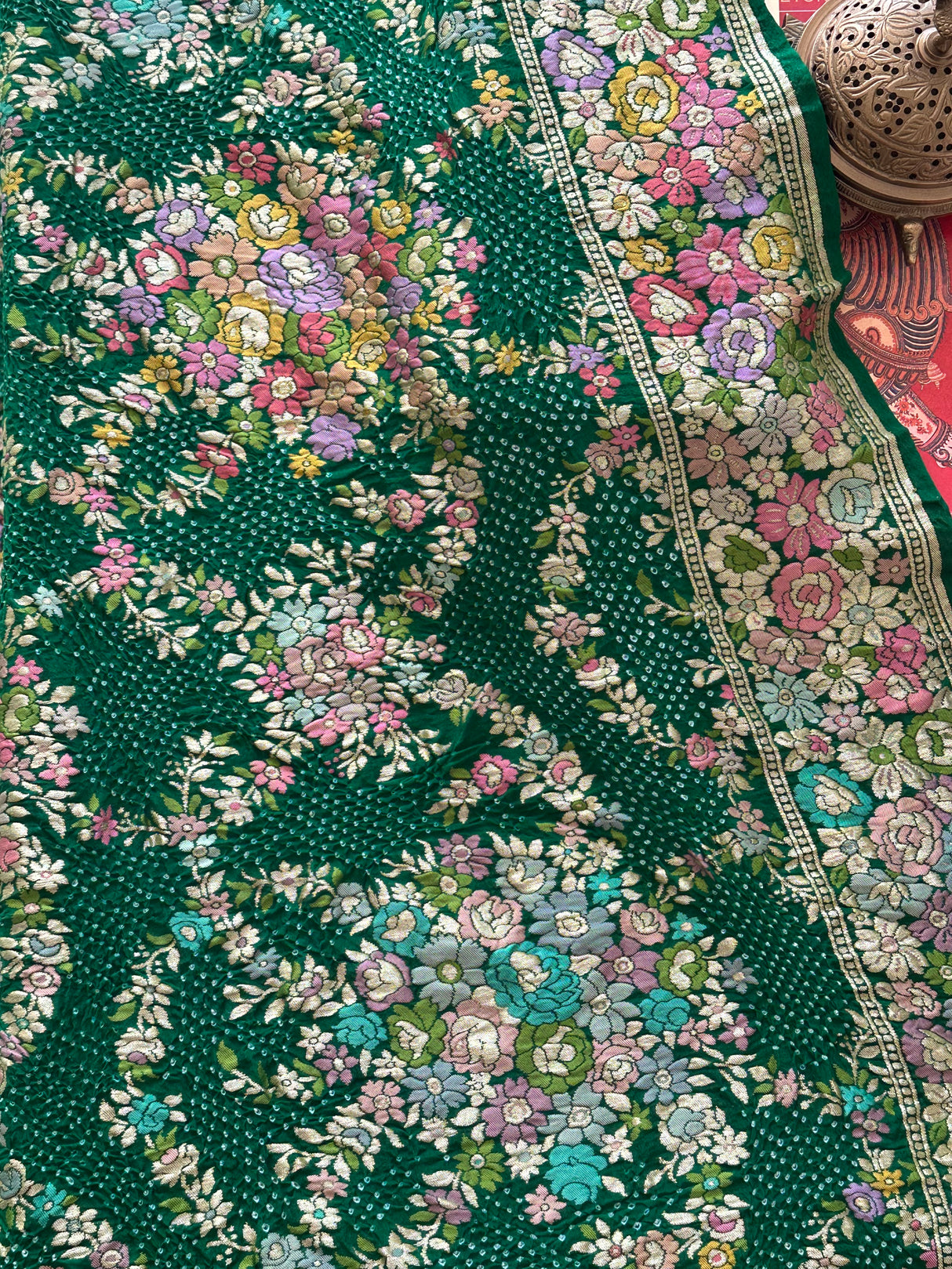 artisan-banarasi-bandhani-saree