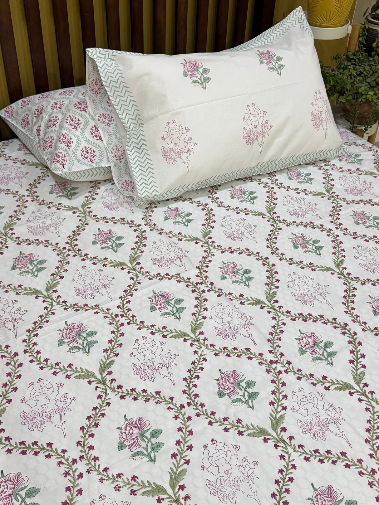 artisan-botanical-blockprint-cotton-bedsheet