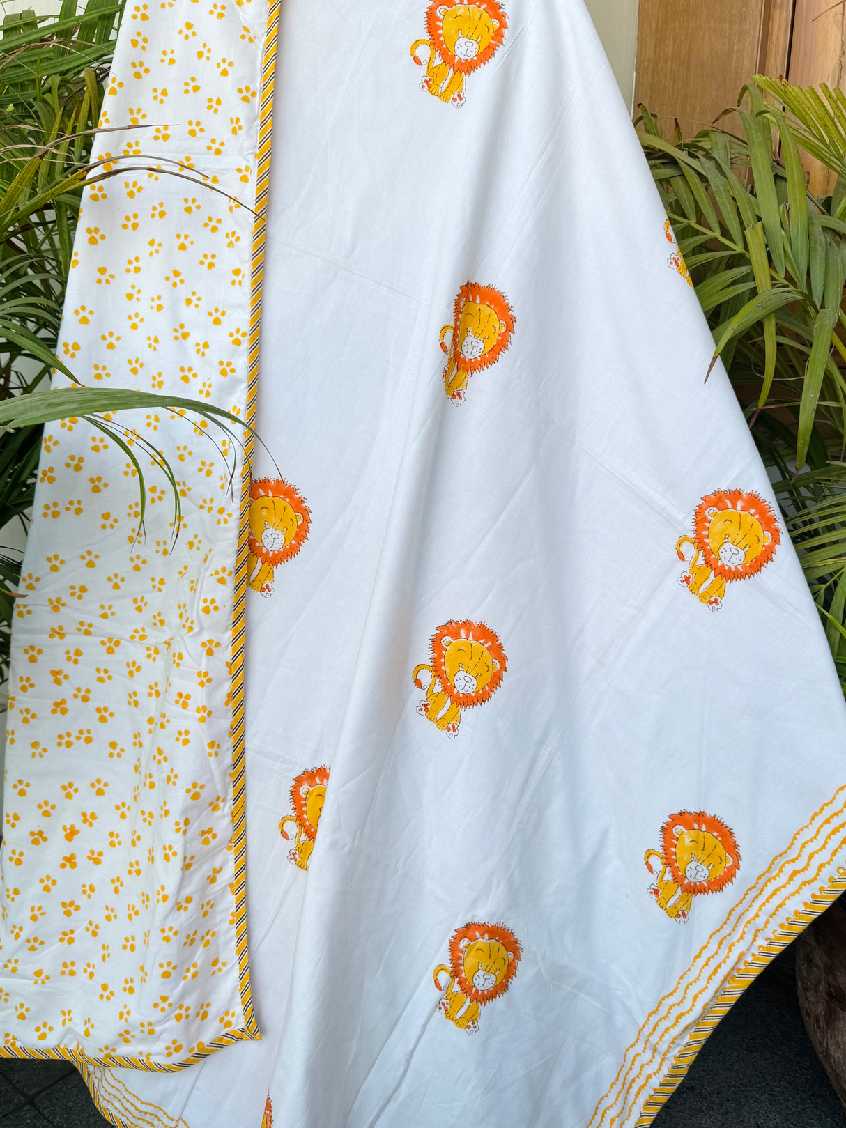 artisan-cuddle-up-handblock-printed-layered-kids-blanket