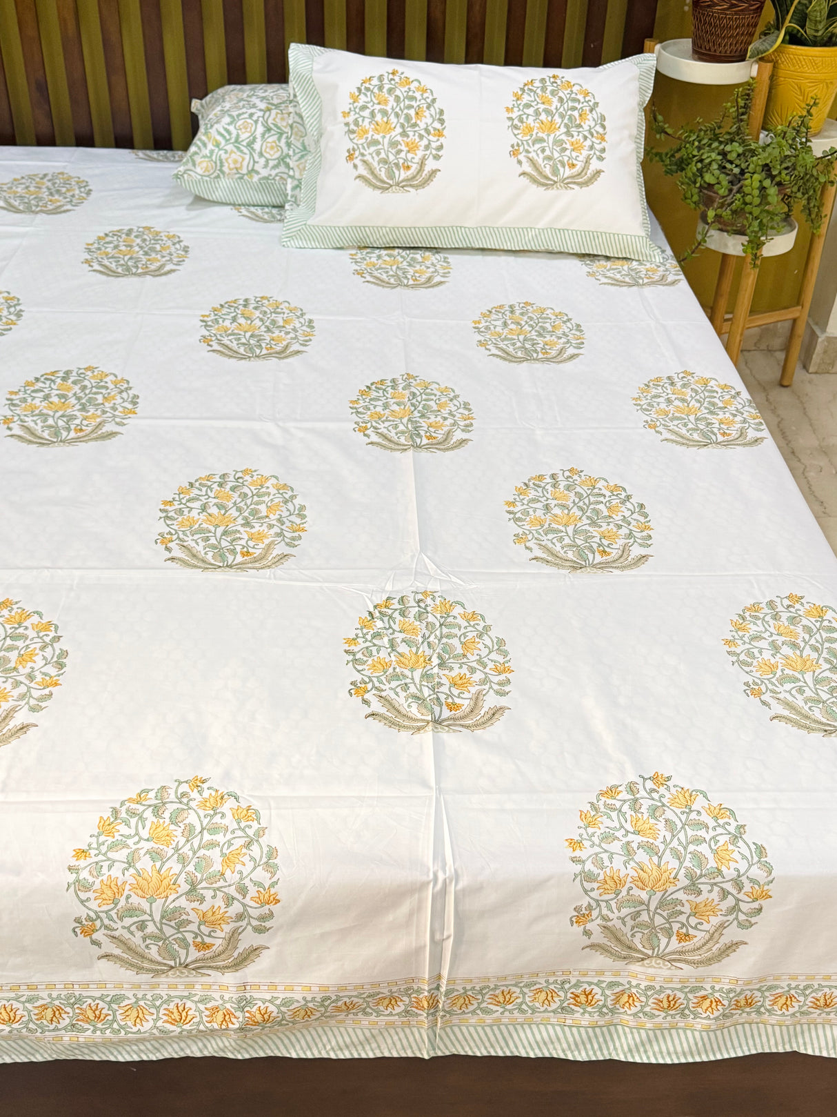 artisan-earthen-bloom-handblock-print-pure-cotton-bedsheet