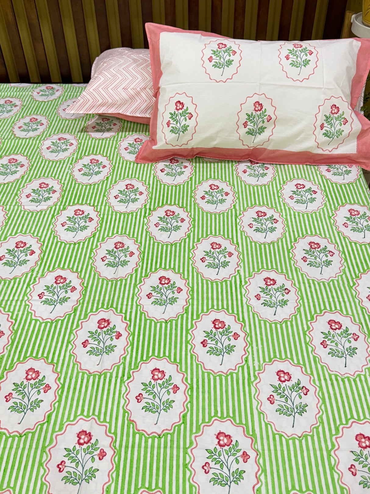 artisan-fresh-flora-handblock-print-pure-cotton-bedsheet