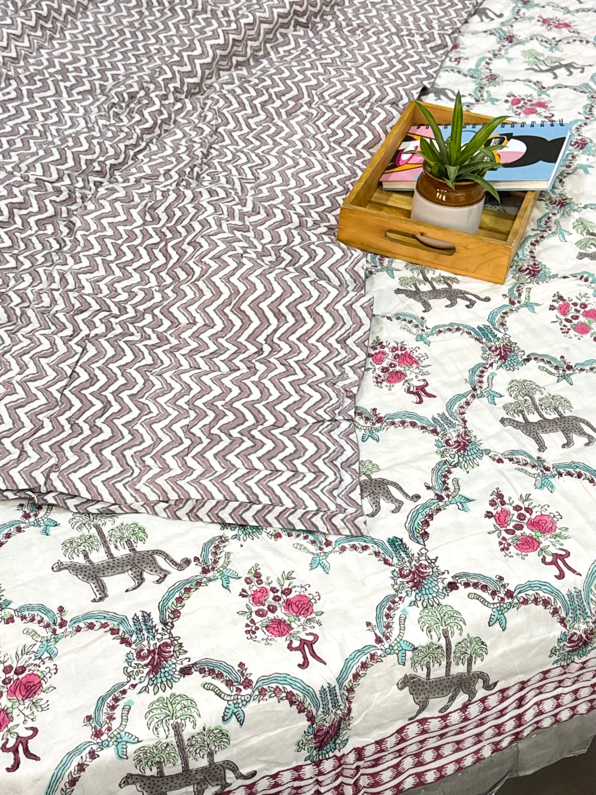 artisan-made-animal-print-mulmul-king-size-quilt