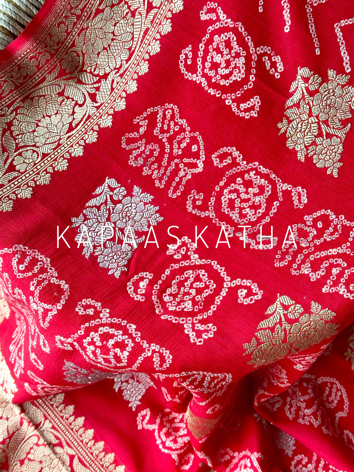artisan-sheer-prestige-bandhani-munga-silk-saree