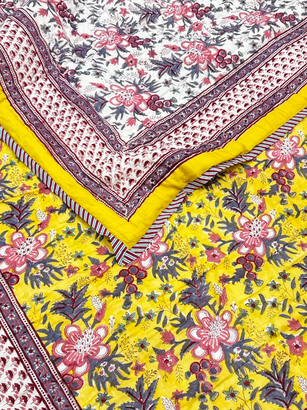 aura-hand-quilted-jaipur-reversible-quilt