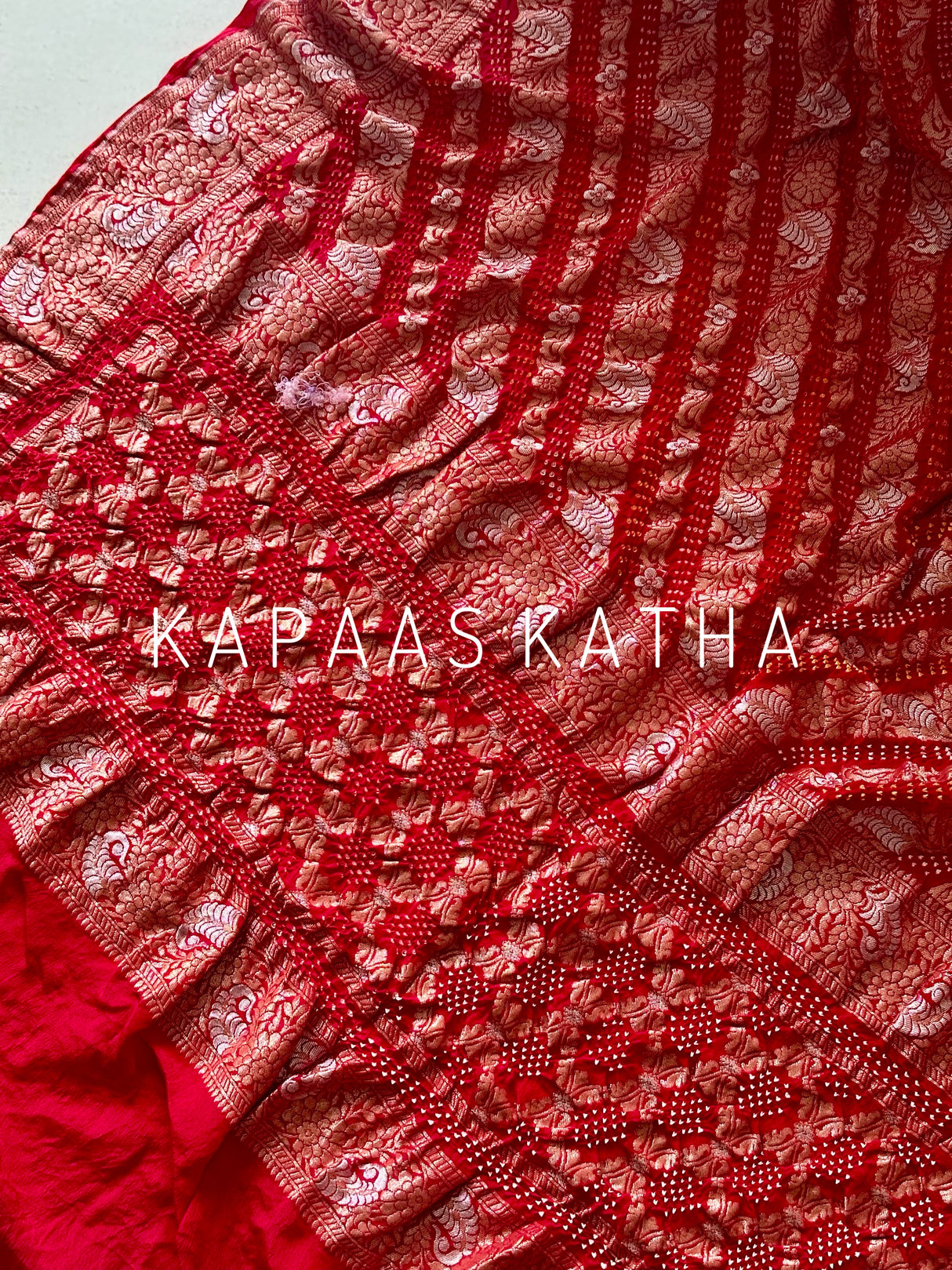banarasi-georgette-bandhani-dupatta-handwoven