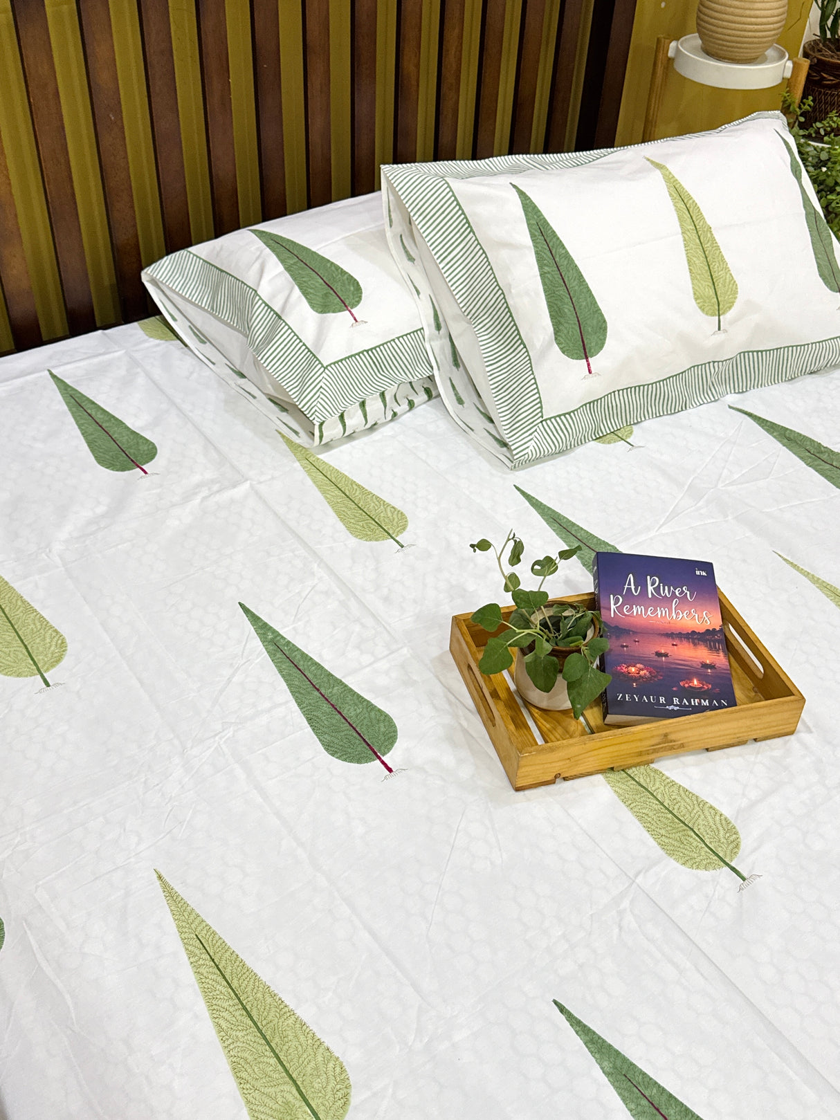 king-bedsheet-styled-with-pillows