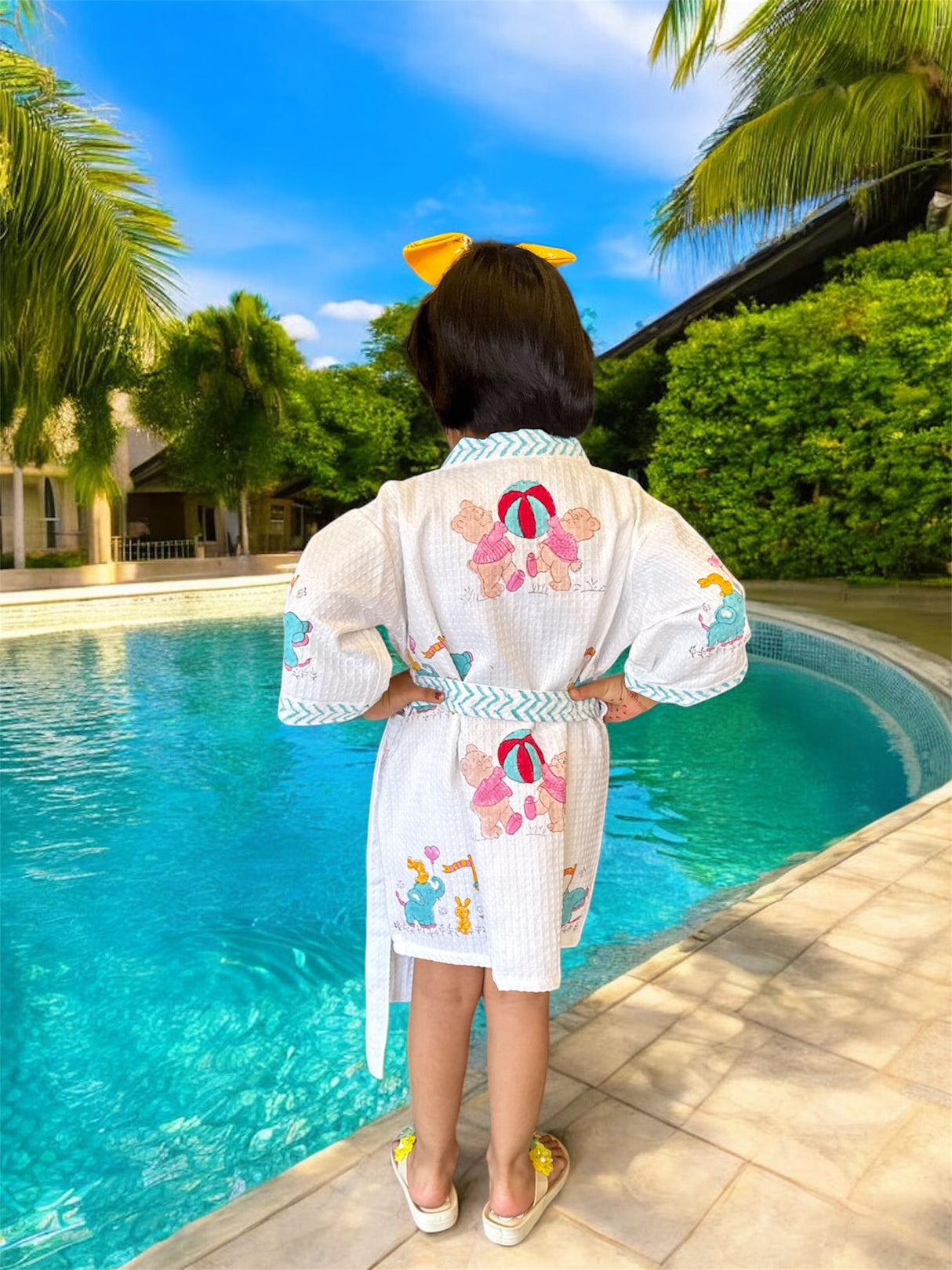 kids waffle bathrobe teddy bear elephant design perfect for gifting and resale in India and abroad