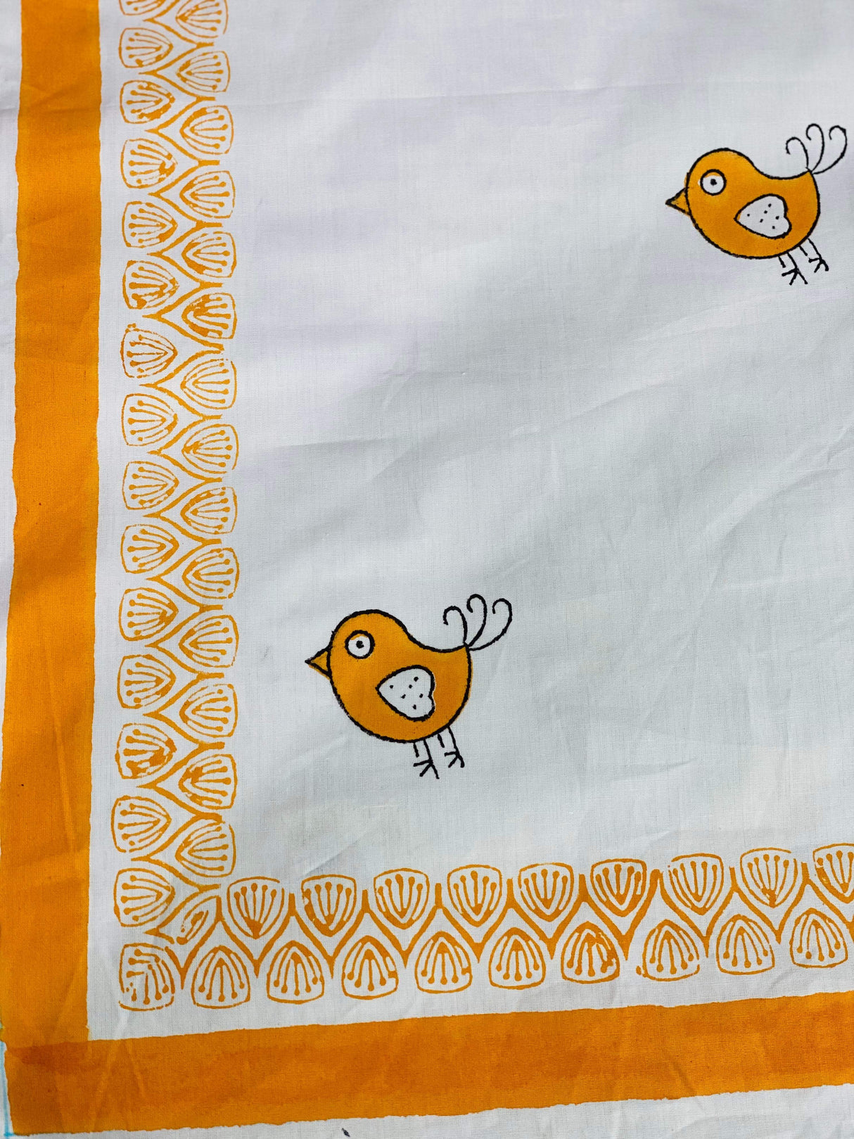 birds-cotton-bedsheet-zoom-in-view