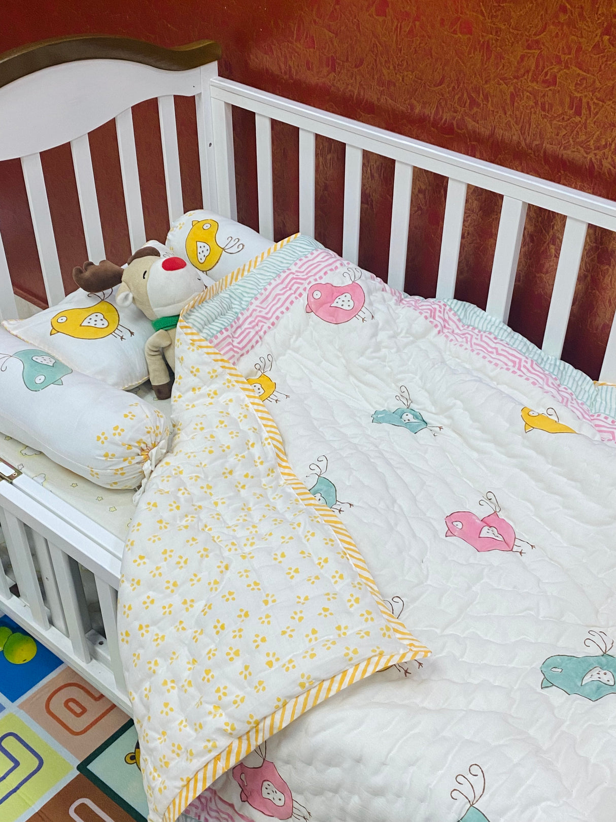 birds-kids-cot-set-complete-view