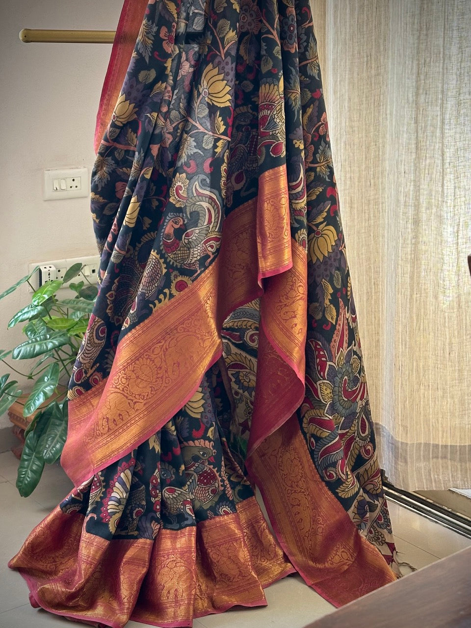 Peacock and Bird Theme Pattu Silk Kalamakari Saree in Black Colour