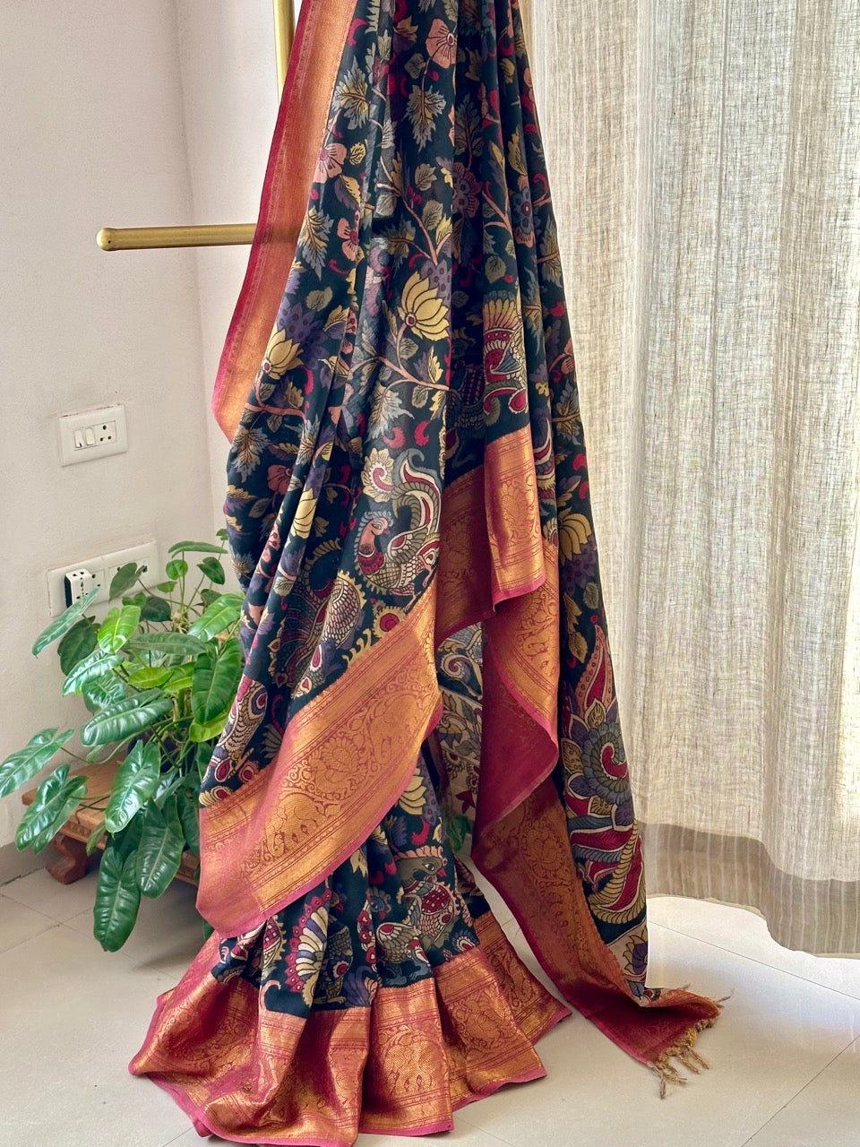 Peacock and Bird Theme Pattu Silk Kalamakari Saree in Black Colour