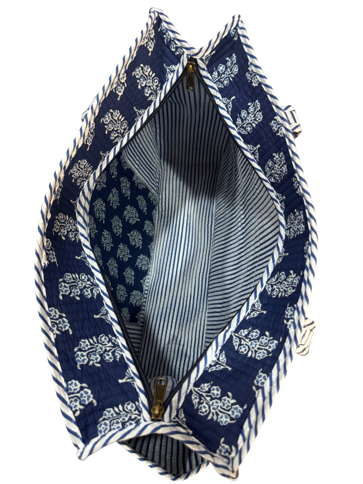 block-print-indigo-design-handcrafted-tote-bag-inside