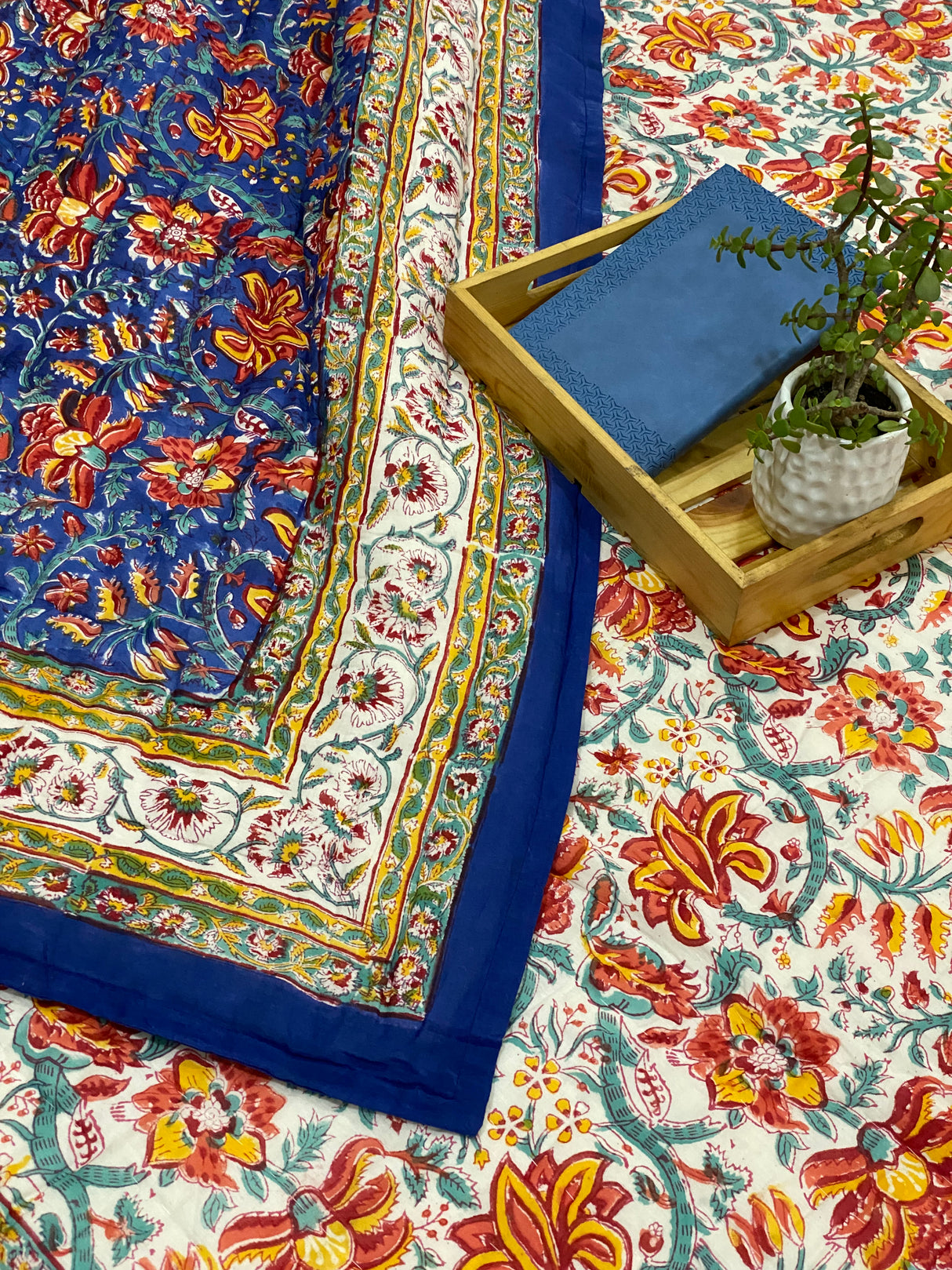 blue-mixed-color-double-cotton-quilt-front-view