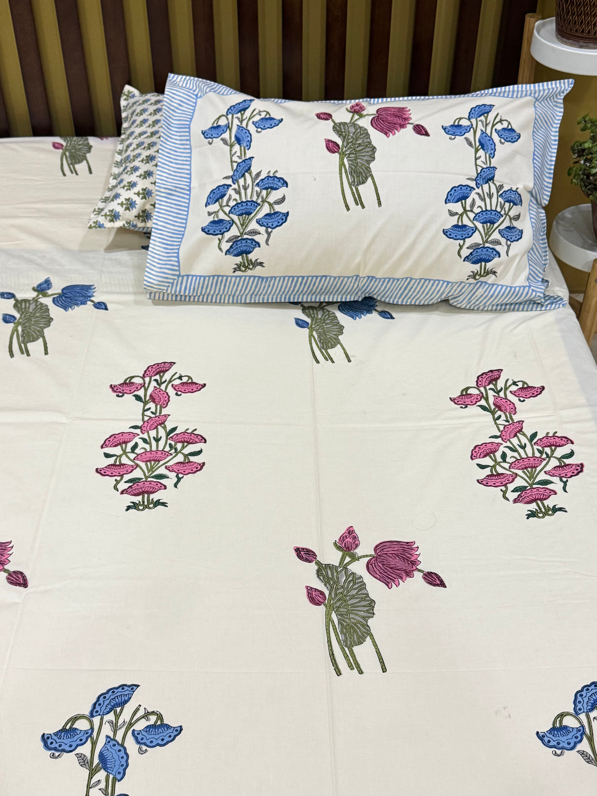 blue-pink-floral-blockprint-bedsheet