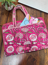 bold-floral-quilted-laptop-sleeve-with-zip-closure