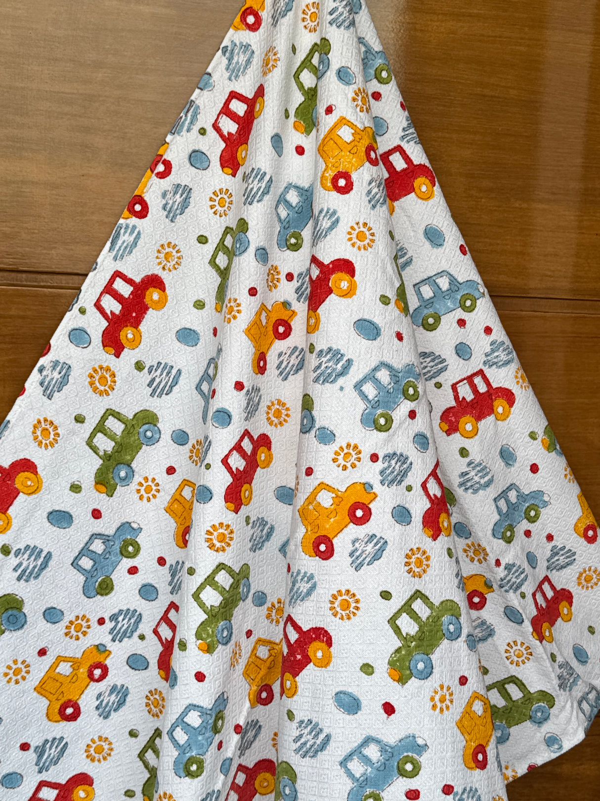 fringed-border-kids-bath-towel