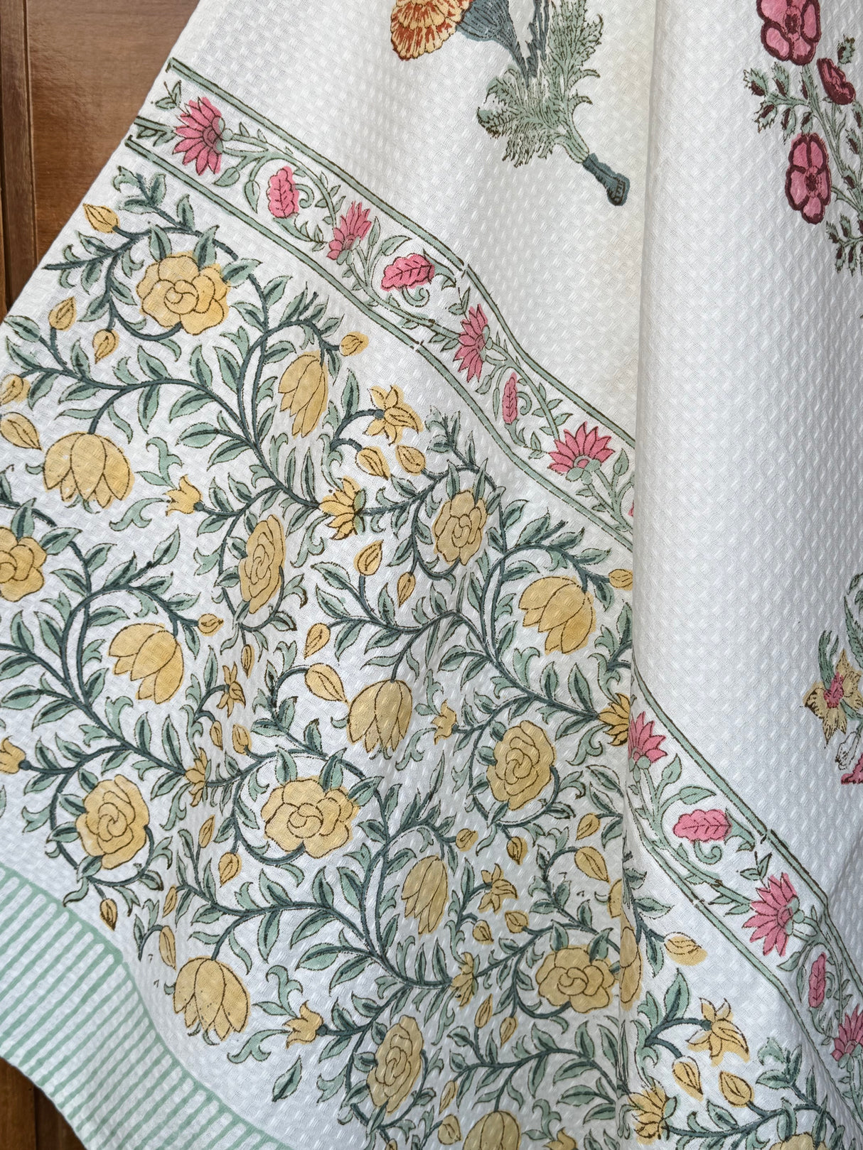 botanical-motif-cotton-waffle-weave-hand-towel