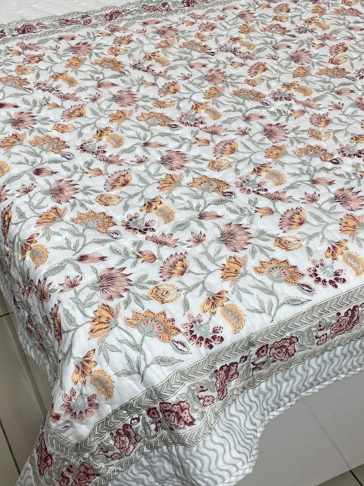 brown-grey-single-cotton-quilt-side-view