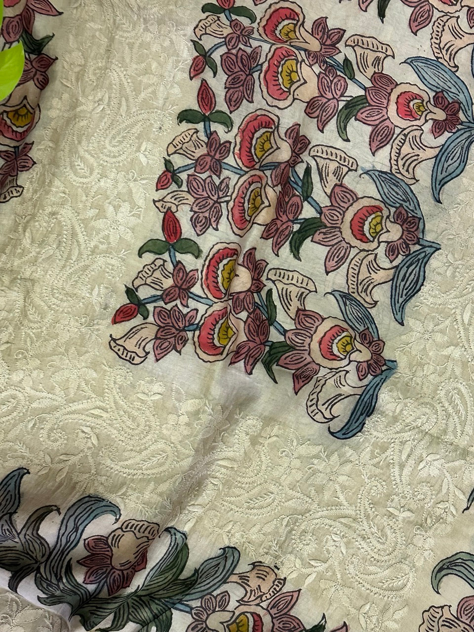 chanderi-cotton-silk-floral-kalamkari-dupatta-with-lucknow-chikankari