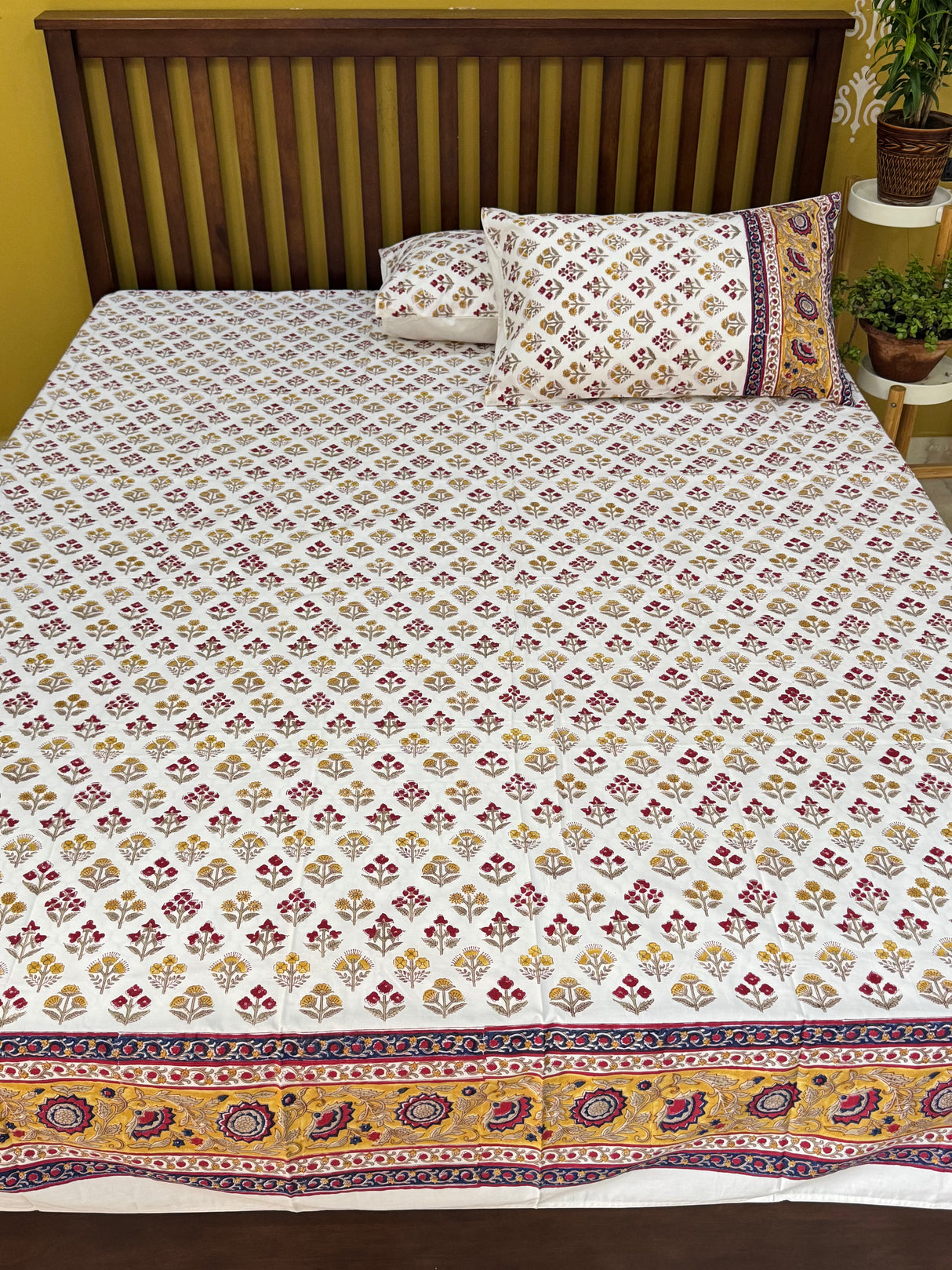 classic-aura-hand-blockprint-cotton-bedsheet