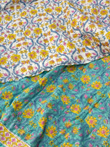 classic-bedroom-quilt-with-handblock