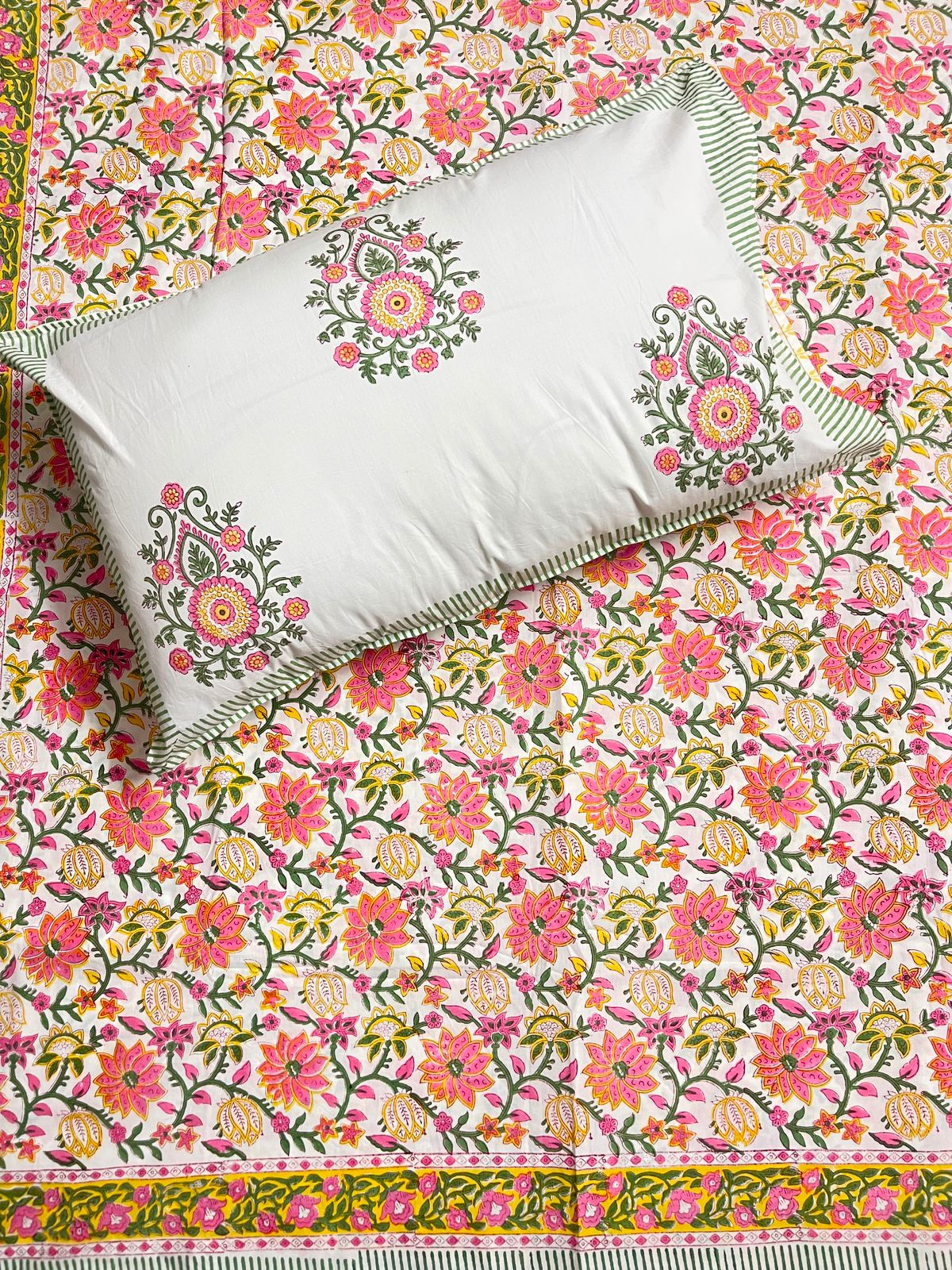 classic-charm-handblock-print-pure-cotton-bedsheet