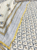 cotton-bedsheet-set-with-quilt