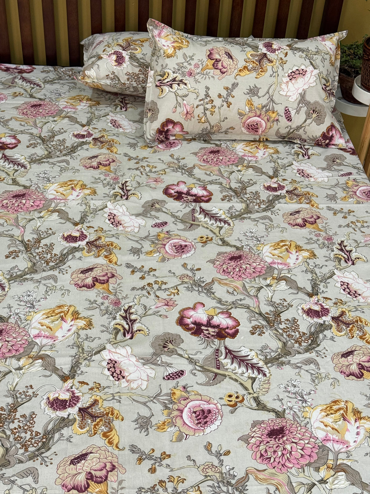 floral-printed-cotton-bed-linen-for-resellers