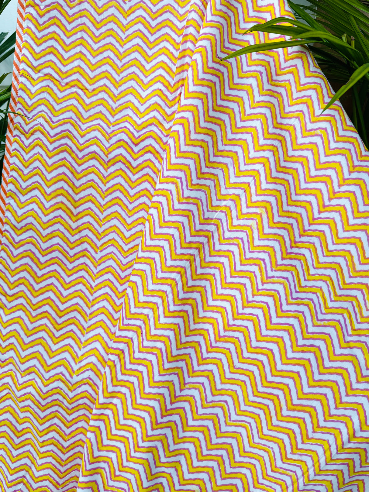 cotton-flamingo-print-pink-yellow-layered-kids-blanket 