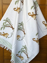 cotton-jacquard-kids-towel-with-safari-animals