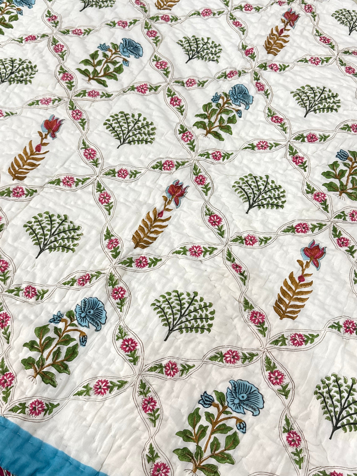 cotton-mulmul-gentle-sleep-quilt