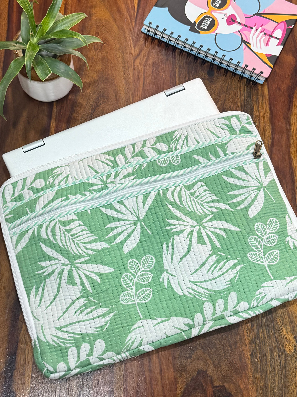 cotton-quilted-laptop-sleeve-with-botanical