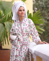 cotton-waffle-bath-robe-with-handblock-border-print