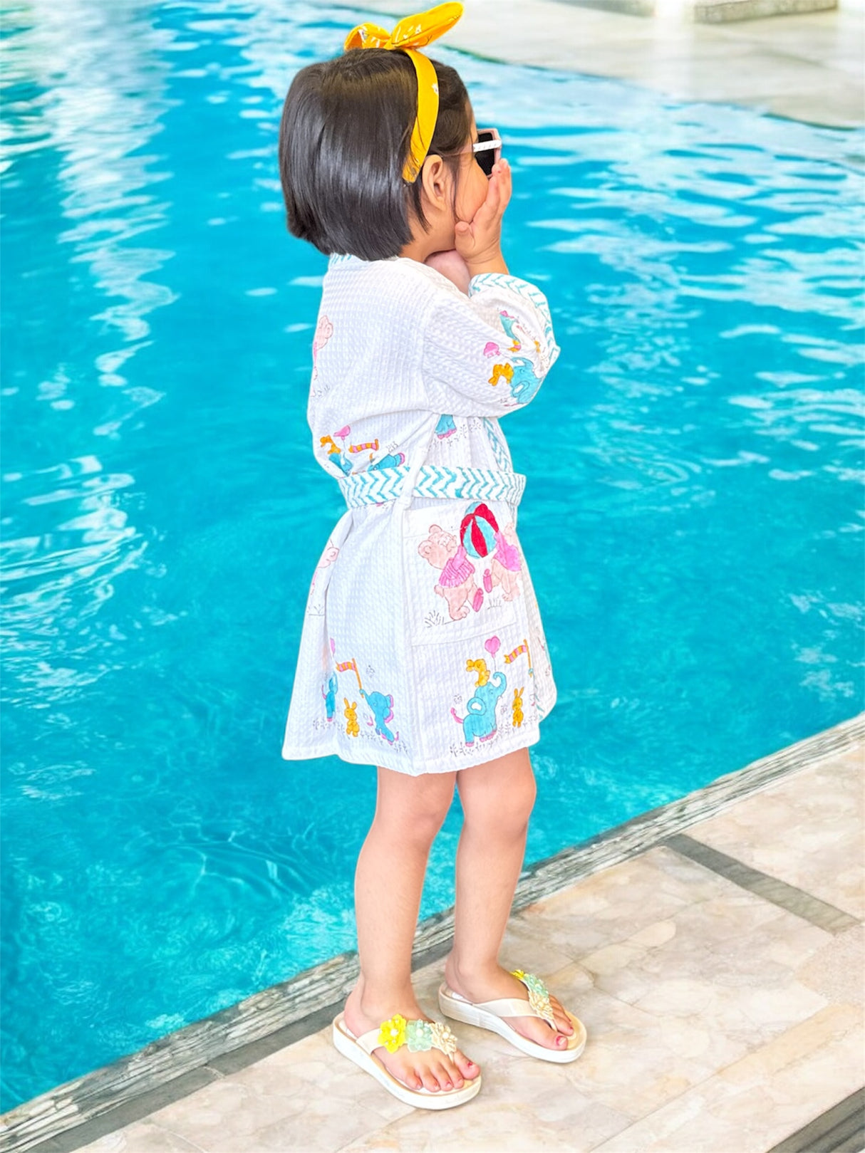 best-selling unisex cotton bathrobe for kids teddy bear elephant print, global shipping to Singapore, Kuwait