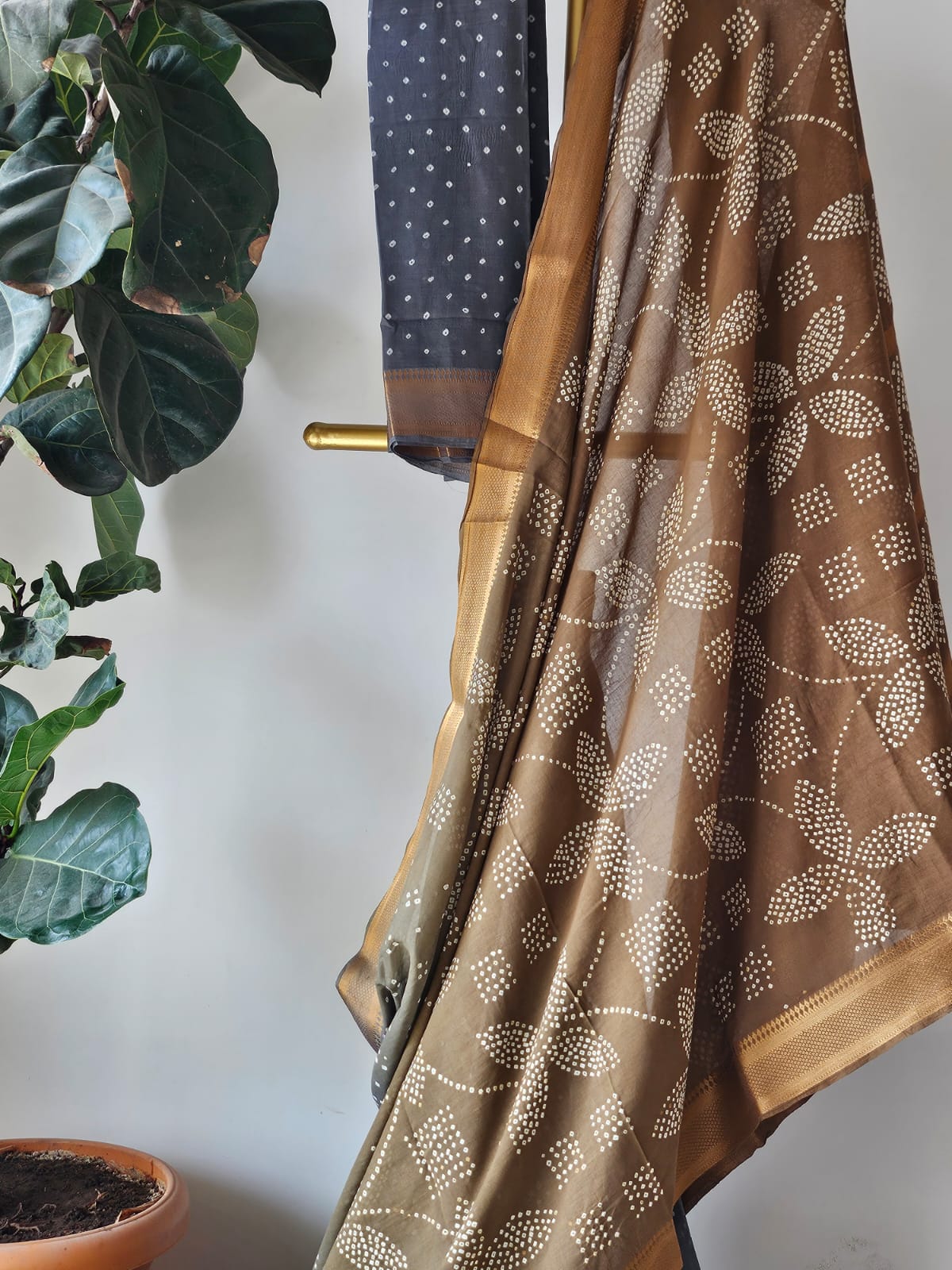 Brown to Grey Half and Half Venkatgiri Cotton Bandhani Saree