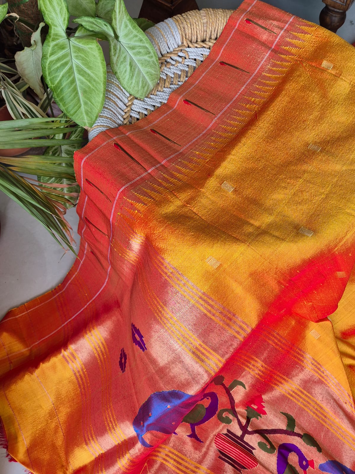 Handloom Dhoop Chao Yellow Silk Paithani Dupatta