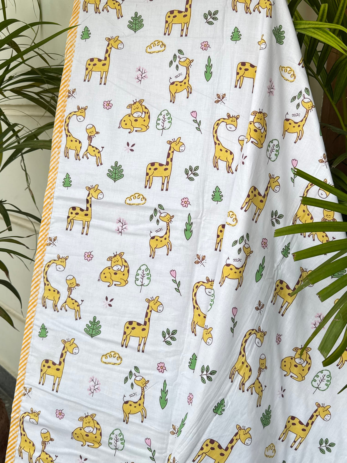 export quality hand block printed giraffe kids dohar for international buyers