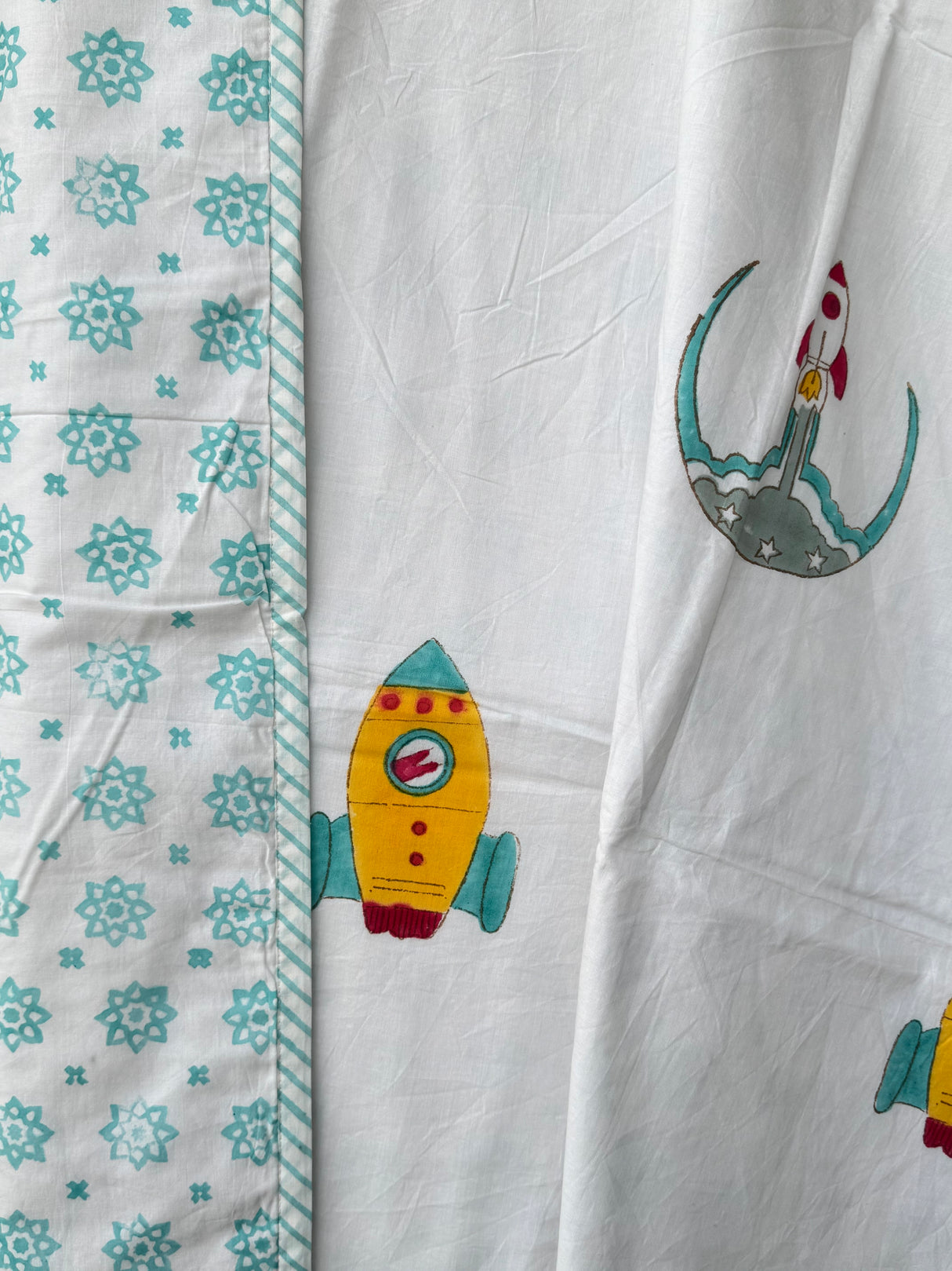 hand block printed kids dohar with rockets stars breathable mulmul cotton flannel baby blanket