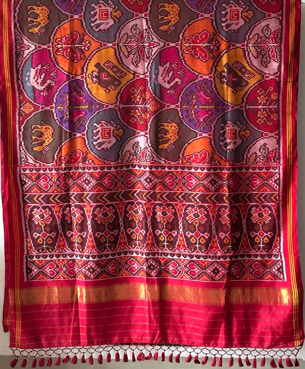 elegant-handloom-red-mulberry-silk-ikat-patola-saree-with-animal-motifs